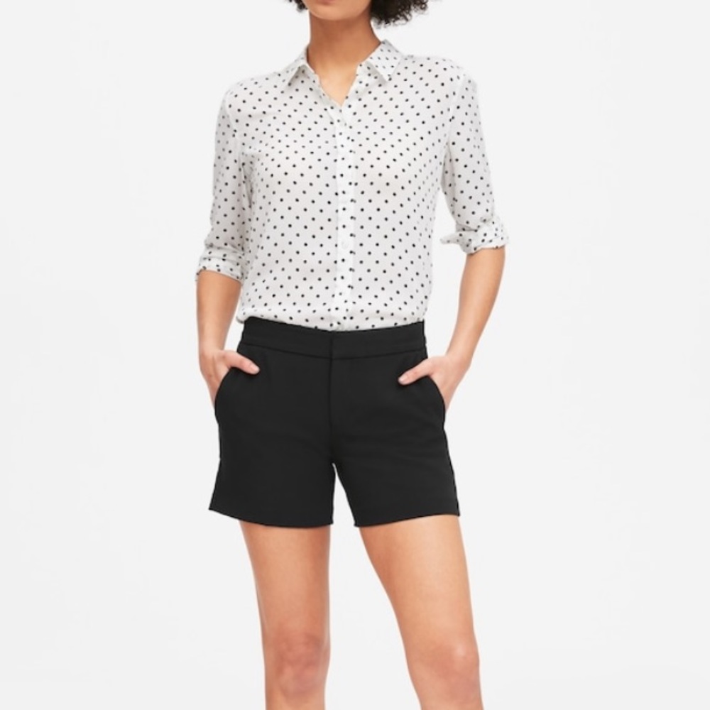 NWOT Banana Republic Black Dressy Shorts - Picture 3 of 8